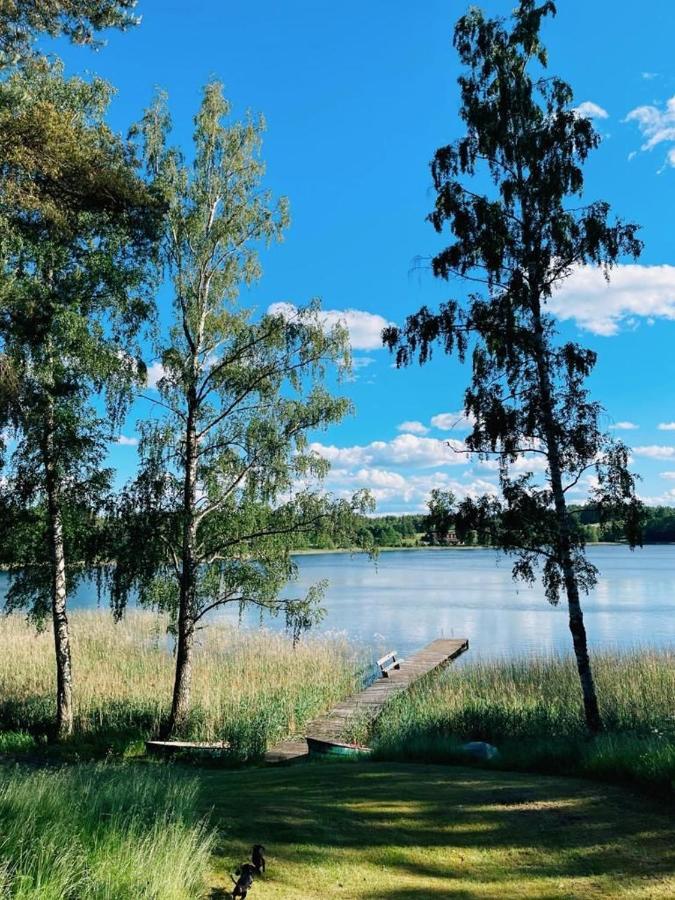 Brivdienu Maja Ezerkalni Myza Dzirtsiyems Exterior foto